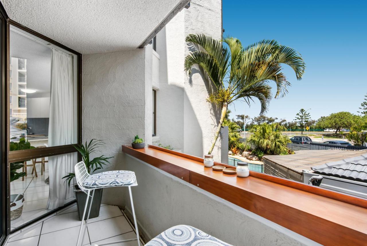 Mylos Holiday Apartments Alexandra Headland Eksteriør bilde