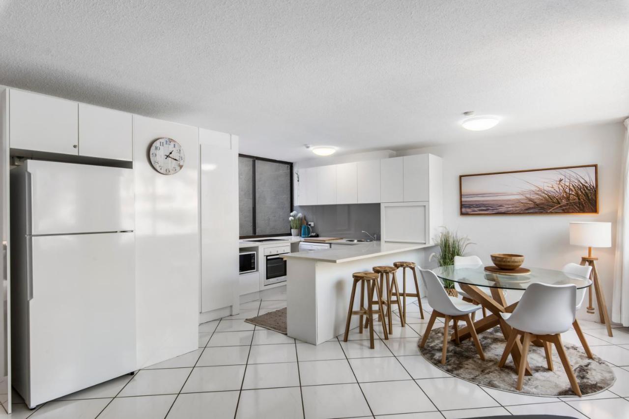 Mylos Holiday Apartments Alexandra Headland Eksteriør bilde