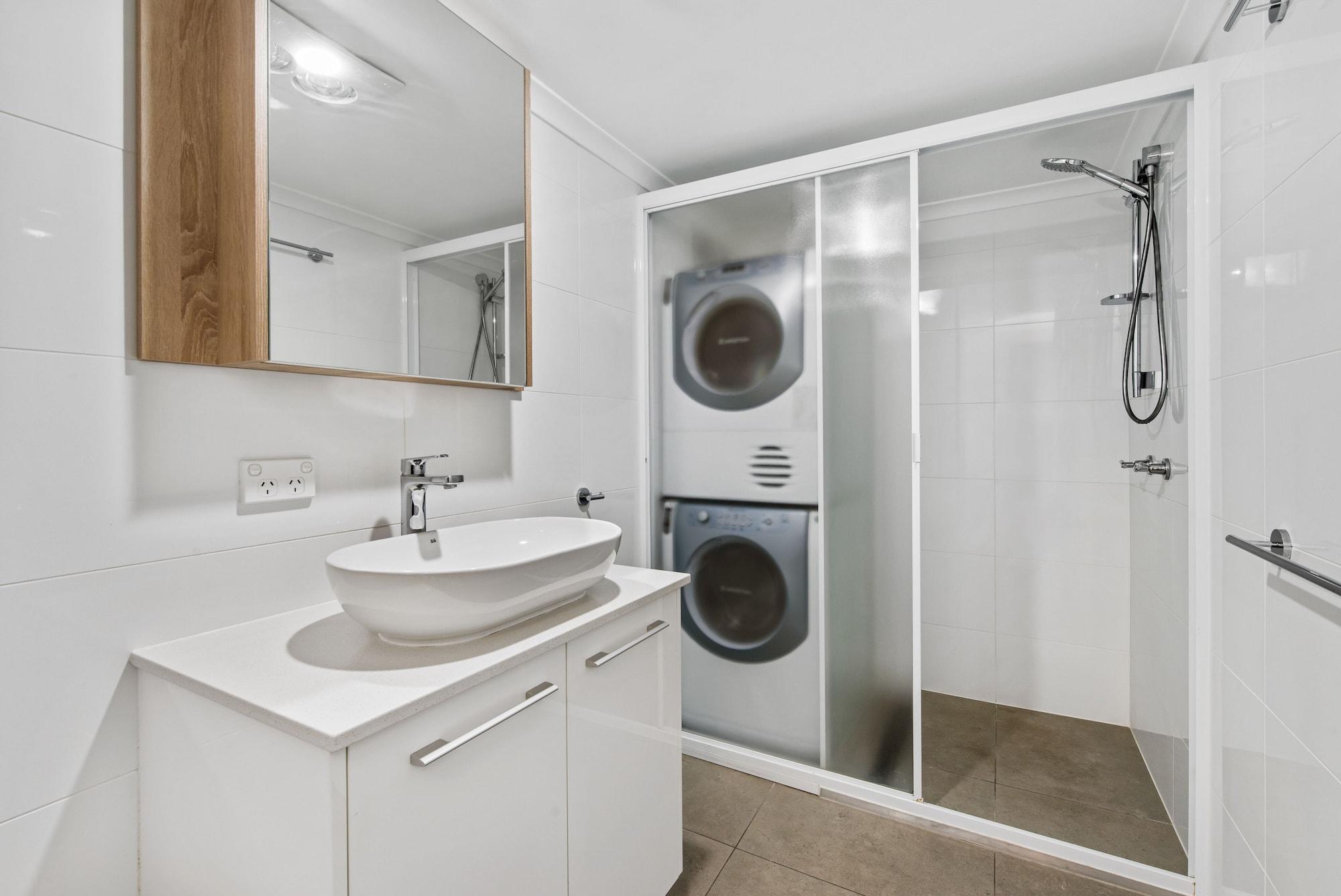 Mylos Holiday Apartments Alexandra Headland Eksteriør bilde