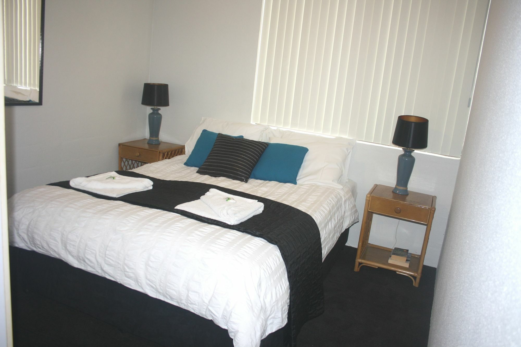 Mylos Holiday Apartments Alexandra Headland Eksteriør bilde