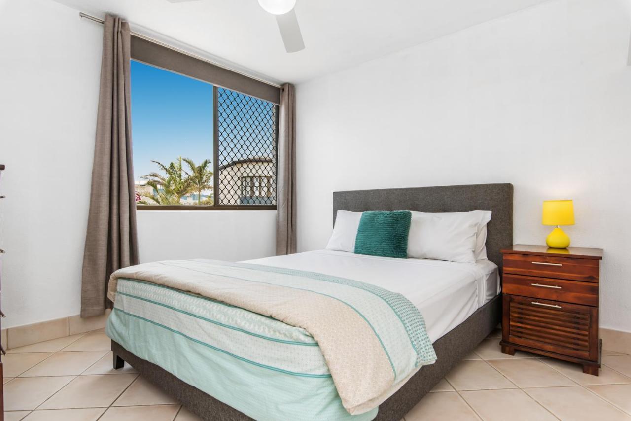 Mylos Holiday Apartments Alexandra Headland Eksteriør bilde